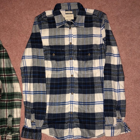 2 Flannels - Picture 3 of 3